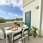 Two Bedroom Boho Chic At شقة *