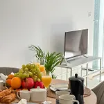 شقة Two Bedroom Boho Chic At *