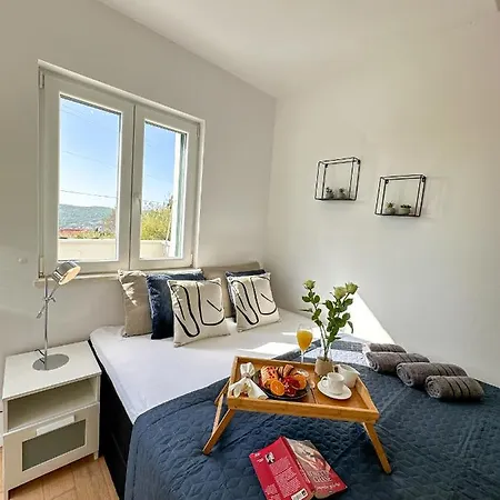 Two Bedroom Boho Chic At شقة