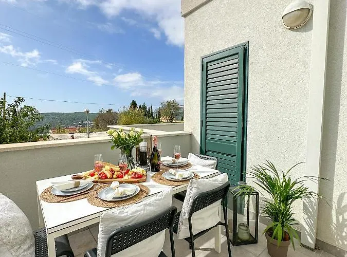 Two Bedroom Boho Chic At Apartman *