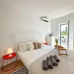 Apartment Two Bedroom Boho Chic At