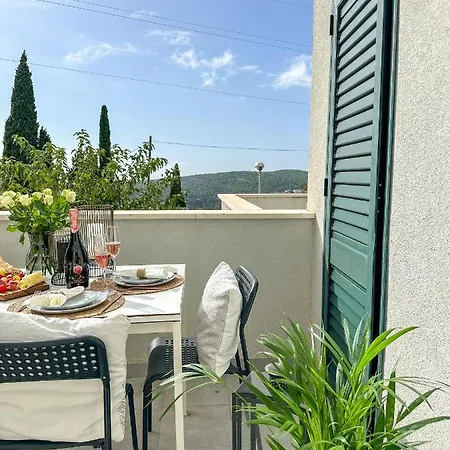 Two Bedroom Boho Chic At * Mlini